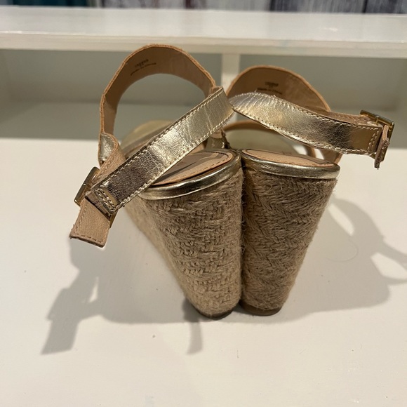 Montego Bay Womens Size 8 woven hemp wedge heels - Picture 2 of 4